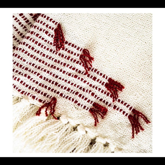 New Revolution Home Lightweight Boho Throw - Picture 4 of 5